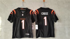 Women\'s Cincinnati Bengals #1 Ja\'Marr Chase Black F.U.S.E. Vapor Football Stitched Jersey(Run Small) Cheap Wholesale