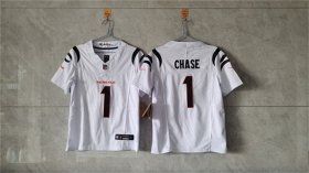 Women\'s Cincinnati Bengals #1 Ja\'Marr Chase White F.U.S.E. Vapor Football Stitched Jersey(Run Small) Cheap Wholesale